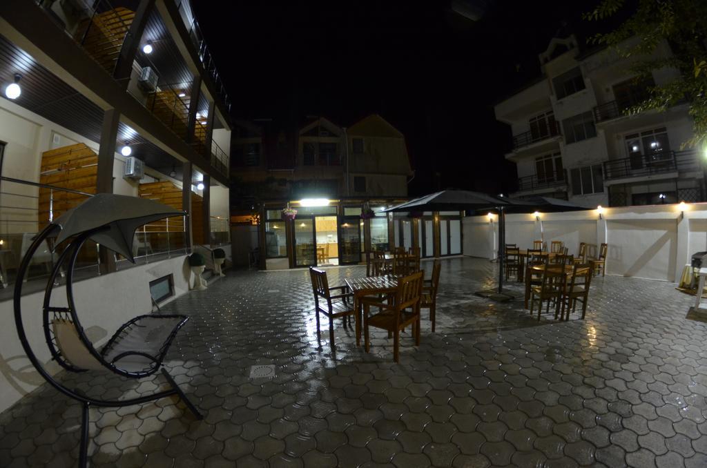 Razvan Holiday Costinești Exterior foto