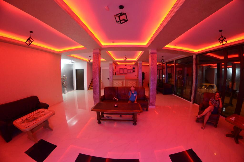 Razvan Holiday Costinești Exterior foto