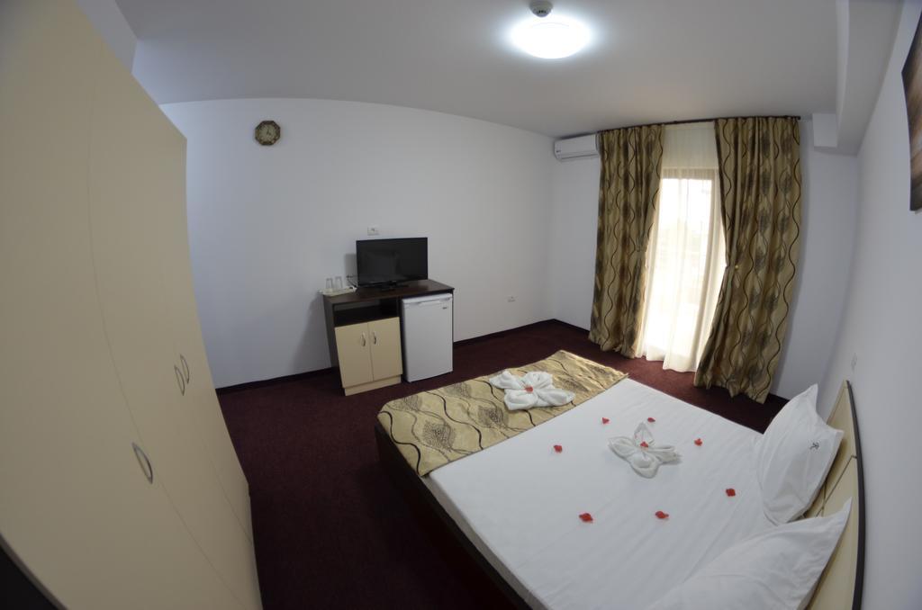 Razvan Holiday Costinești Exterior foto